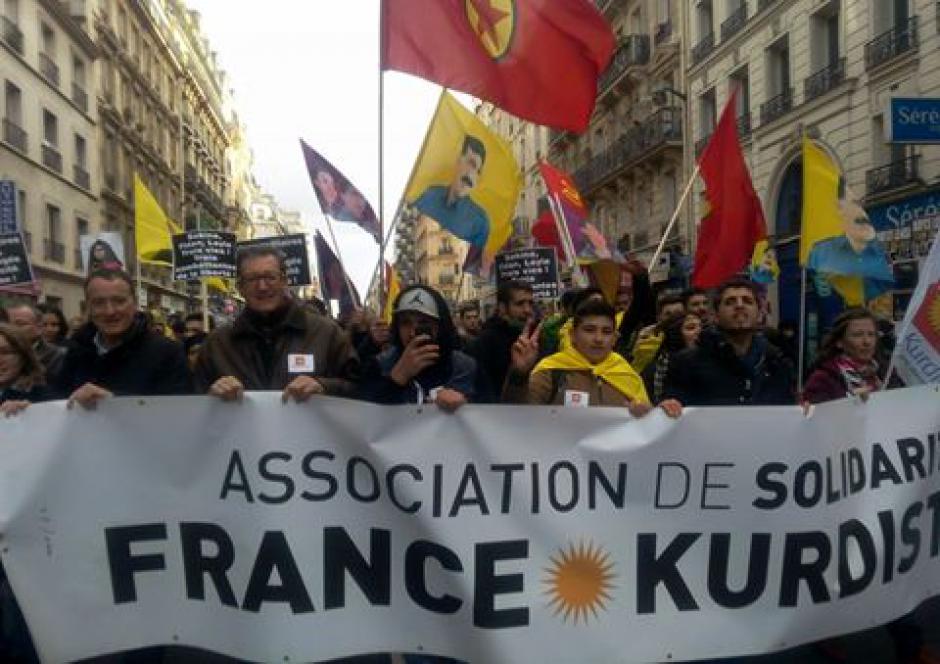 9 janvier 2016. Des nanterriens à la manif pour commémorer l'assassinat de 3 militantes Kurdes
